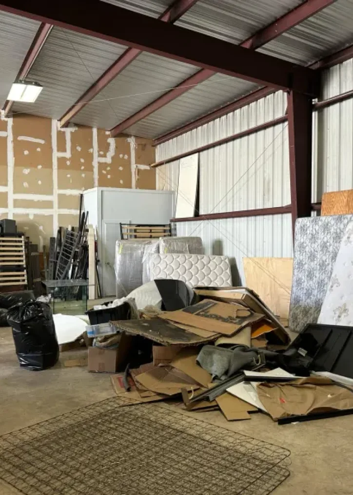 Commercial junk removal team in Spartanburg SC