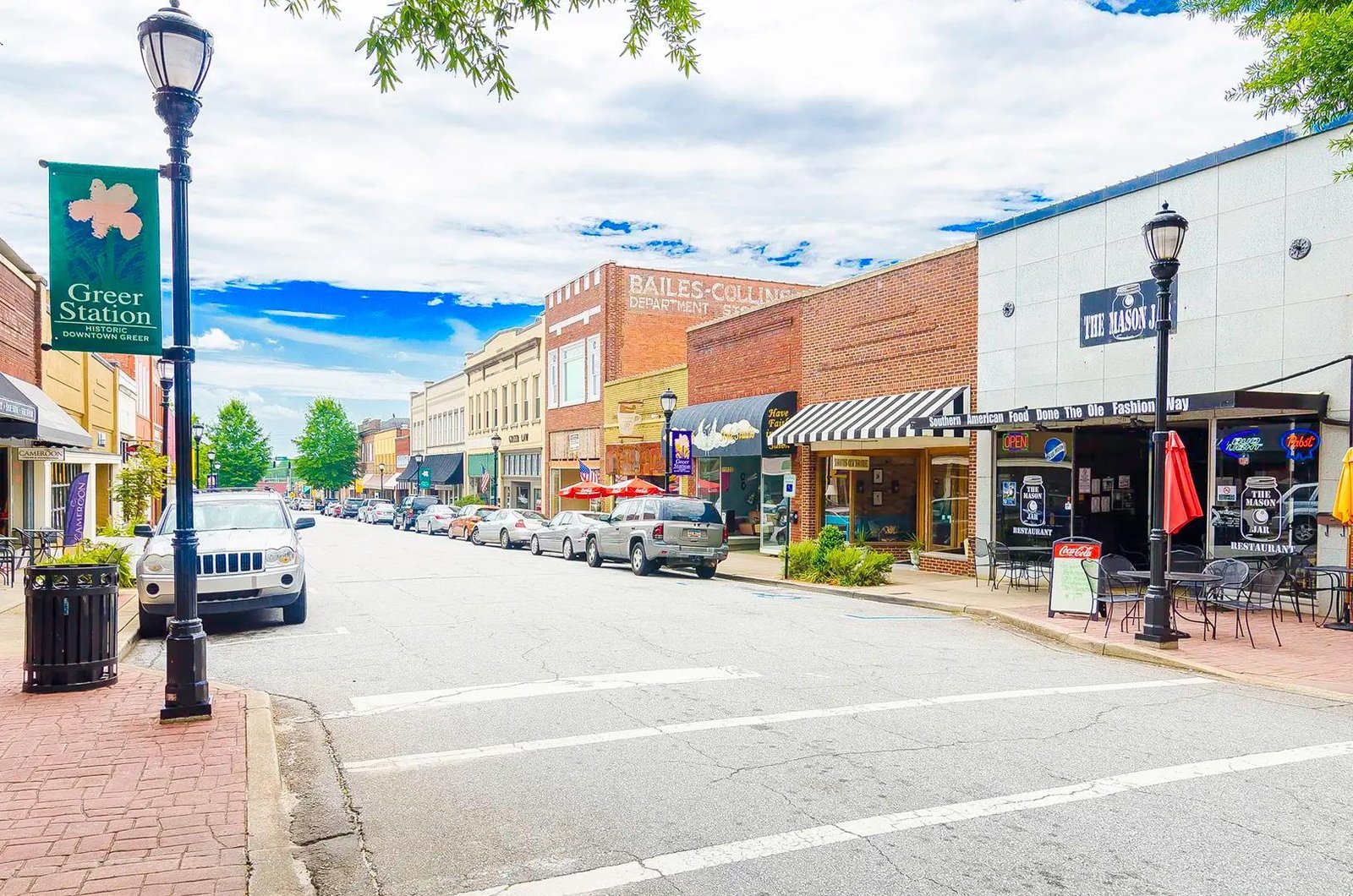 Clear HD high-definition view of hauling and decluttering services for a commercial estate cleanup in Greer SC